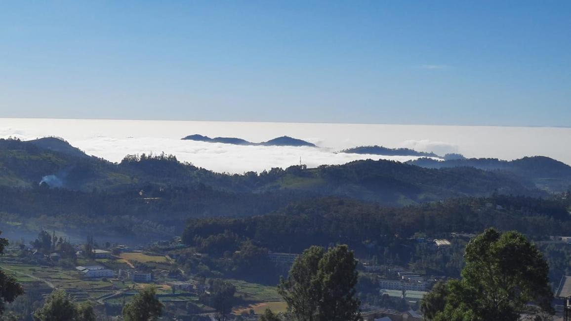 Tulips Valley View Resorts Ooty Eksteriør billede